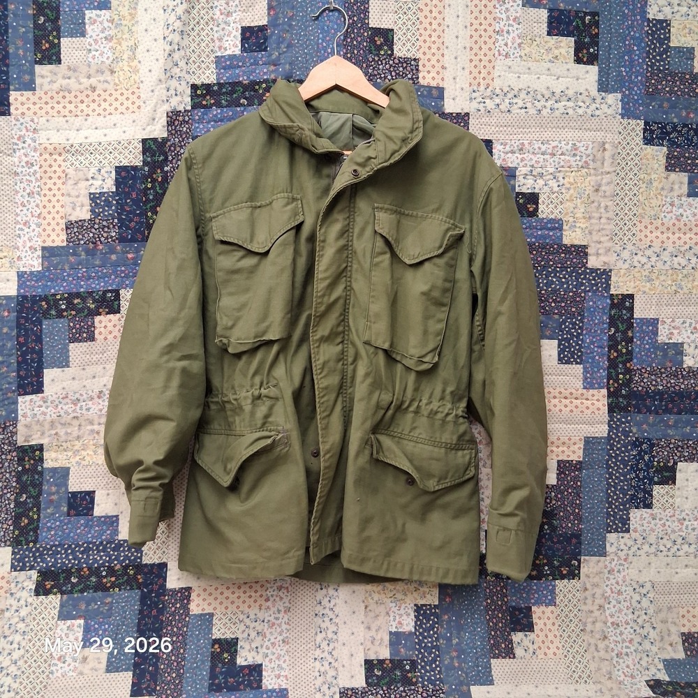 Vintage 70s M65 Field Jacket Size Small Vietnam Era Cold Weather Military Green